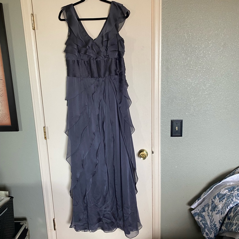 Adrianna Papell bridesmaid/mother of bride/prom/formal dress